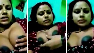 Village bhabhi Show boobs big nipple n jussy pussy